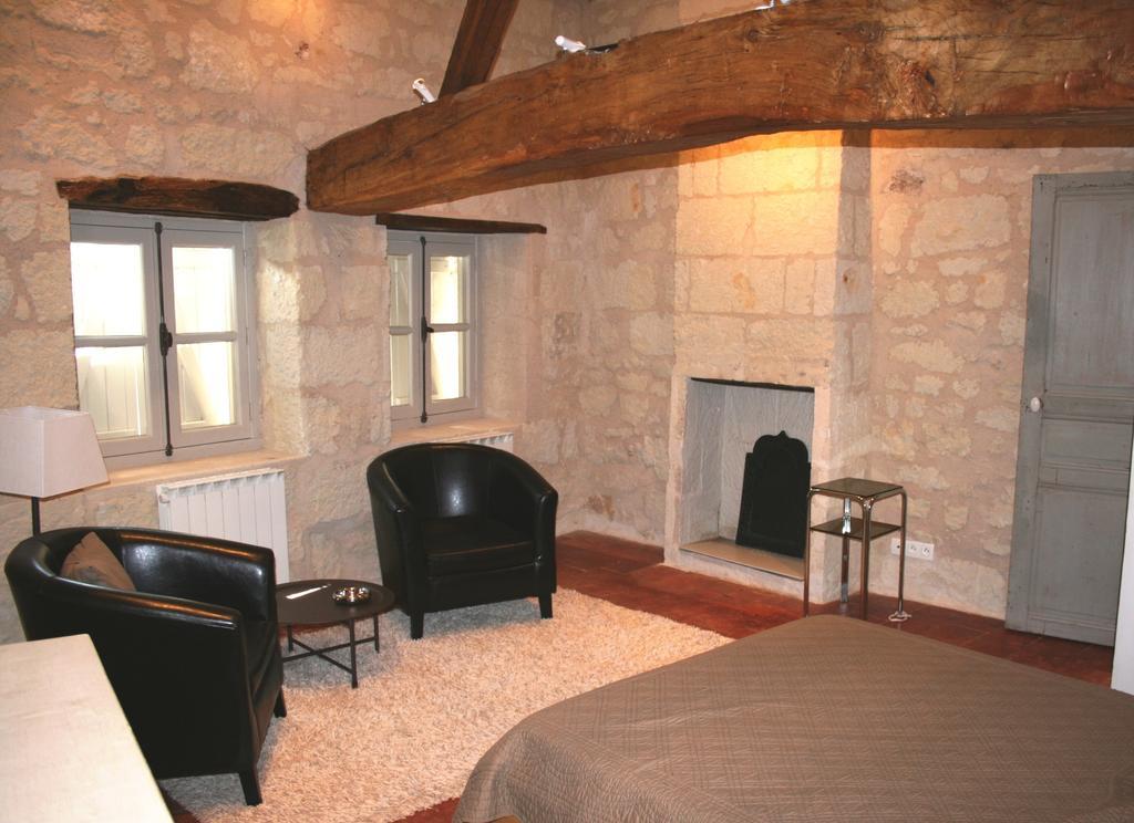 Gite Chateau De Chaintres Dampierre-sur-Loire Værelse billede