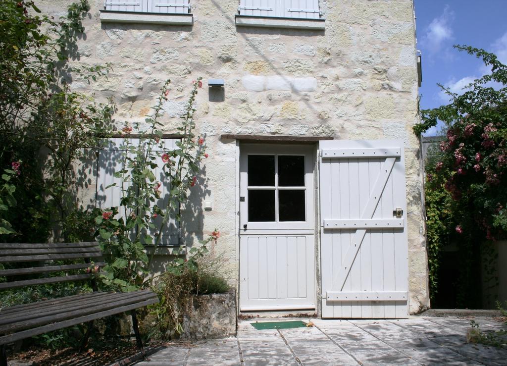Gite Chateau De Chaintres Dampierre-sur-Loire Værelse billede